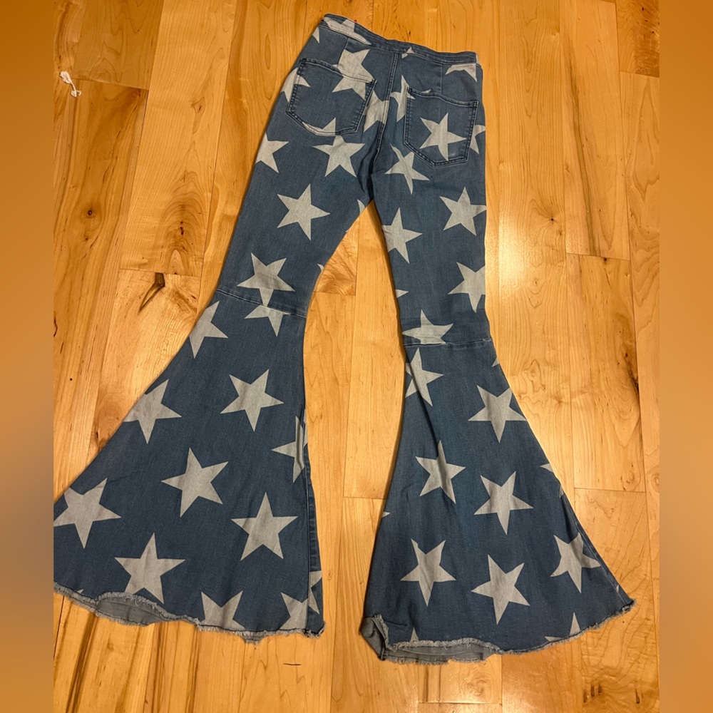 Altar’d State Star Denim Flares Size XS - like new! Americana - Picture 2 of 4